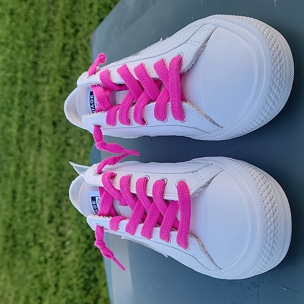Vintage Havana White Sneakers with Silver Star Pink Laces Women’s Size 8.5 NWOT - Picture 2 of 12